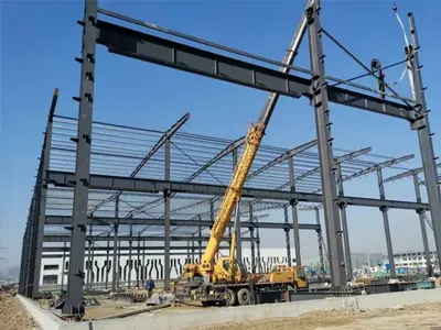 Çelik yapının inşaat süreci Carports