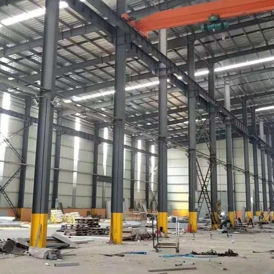 Çelik yapı mühendisliği ne içerir?
