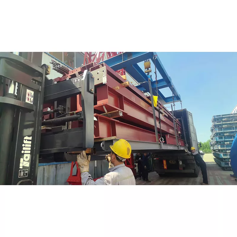 Yeşil Çelik Yapı Binaları